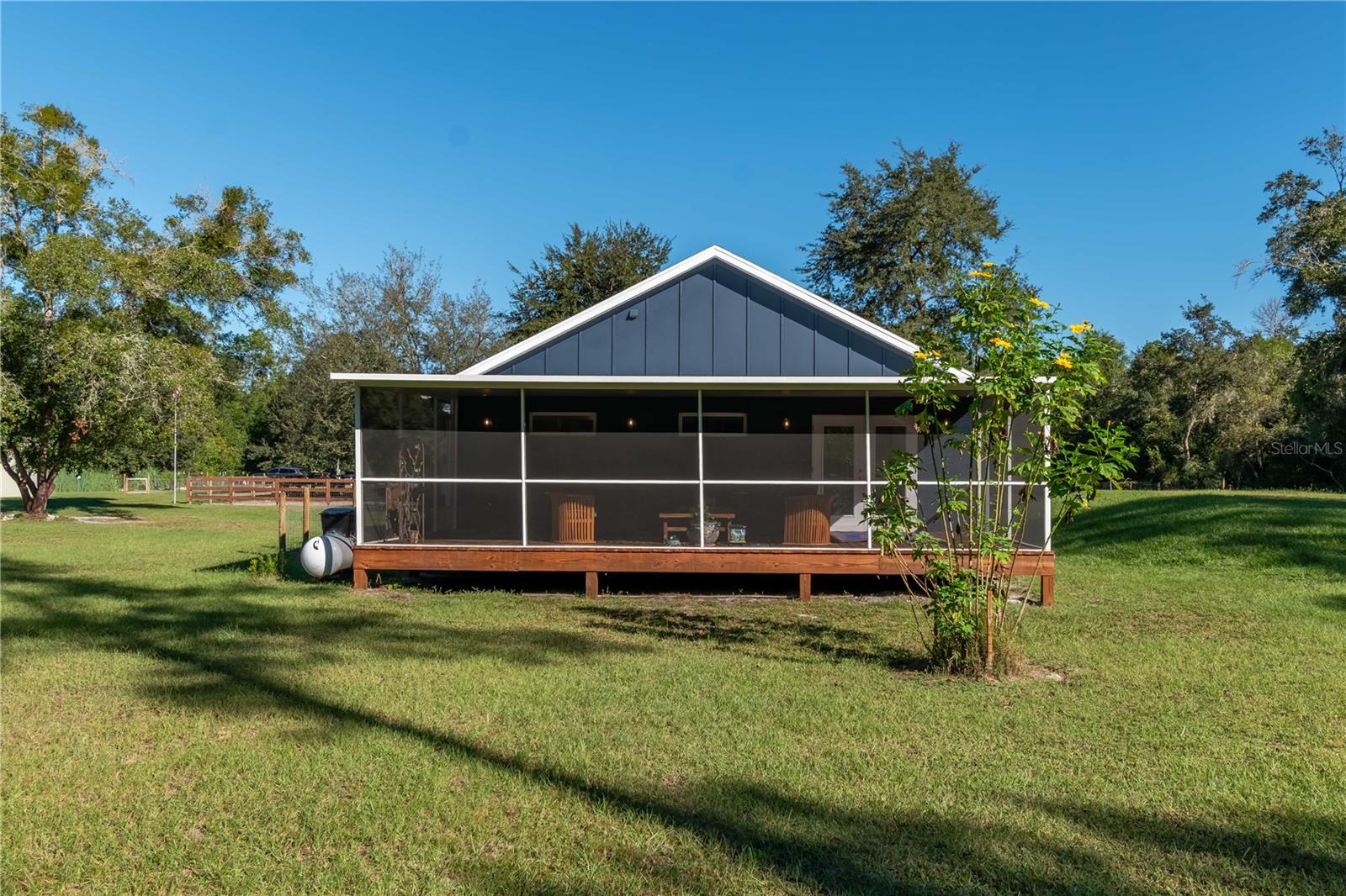 ARROWHEAD - Residential