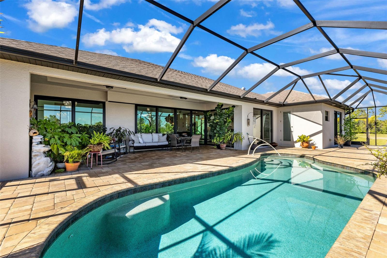 ROTONDA SANDS - Residential