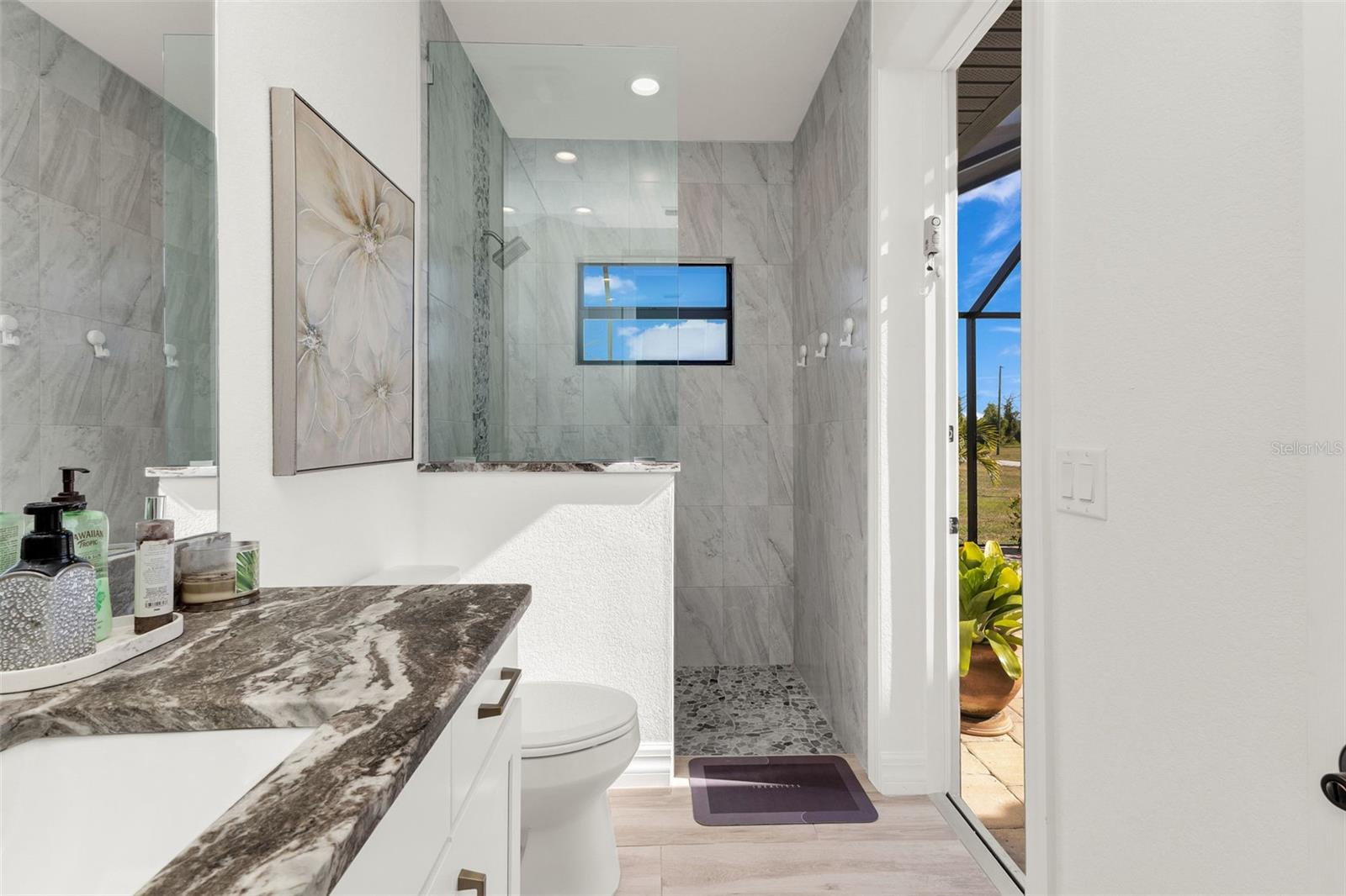 ROTONDA SANDS - Residential