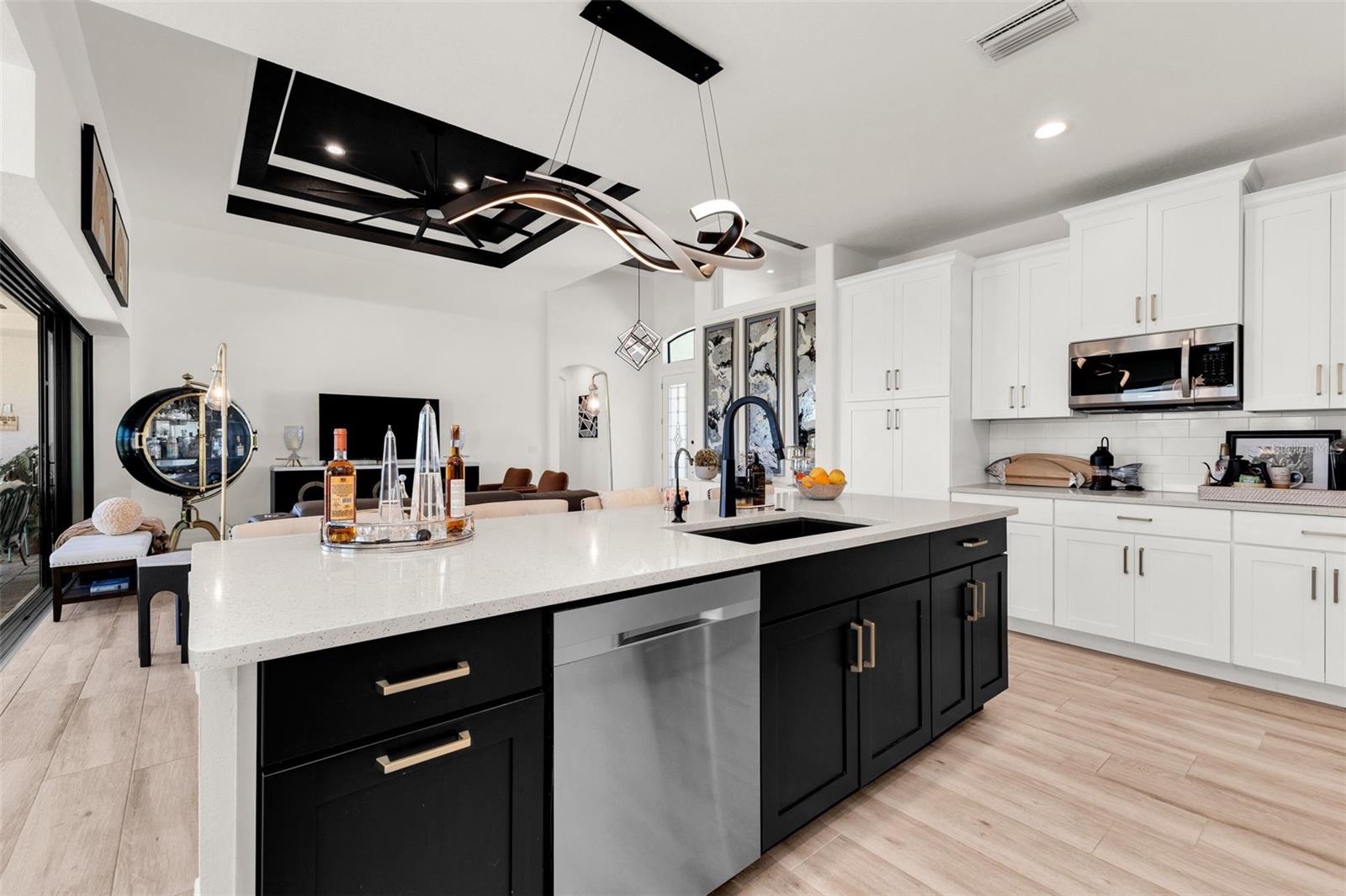 ROTONDA SANDS - Residential