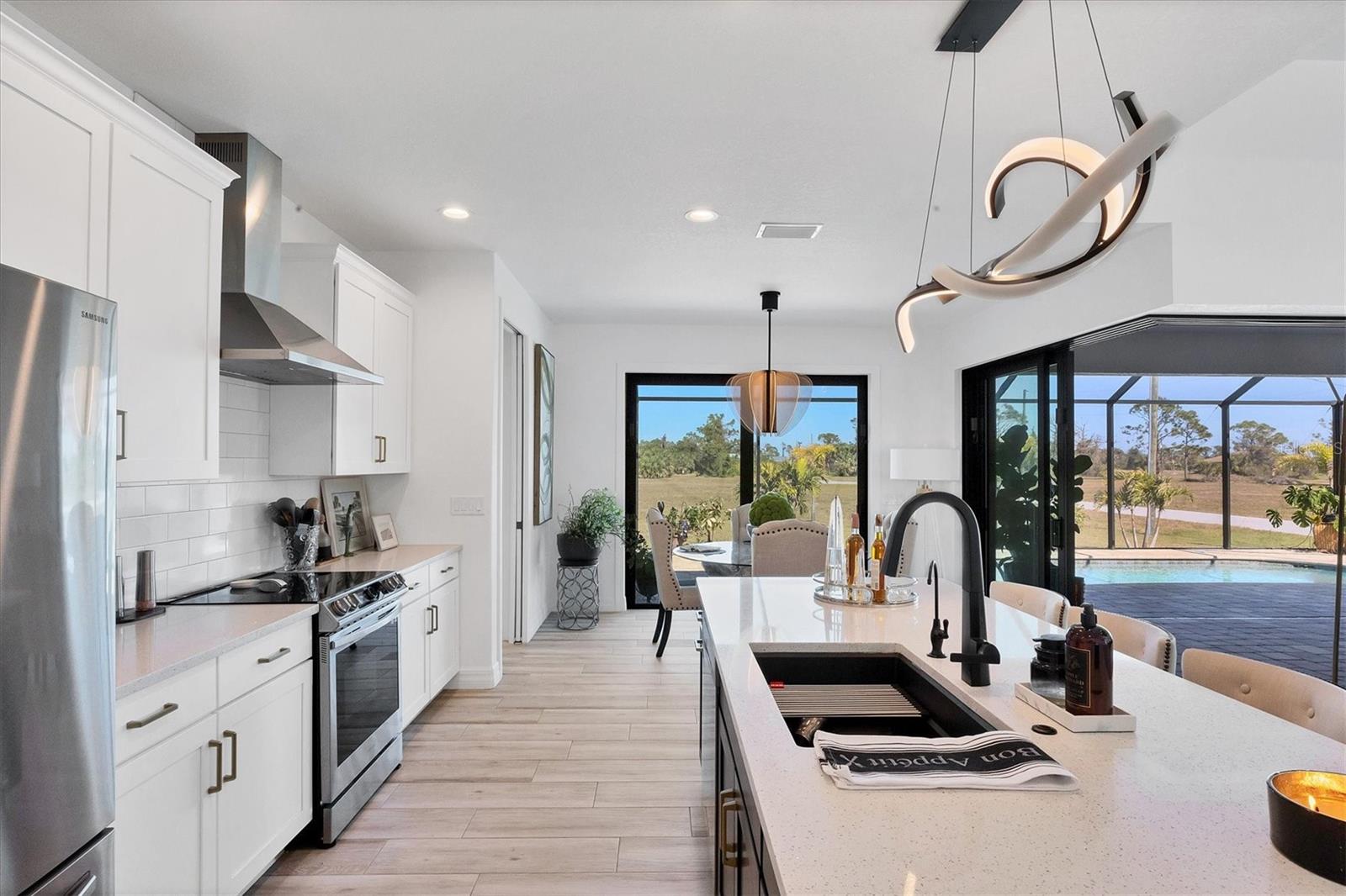 ROTONDA SANDS - Residential