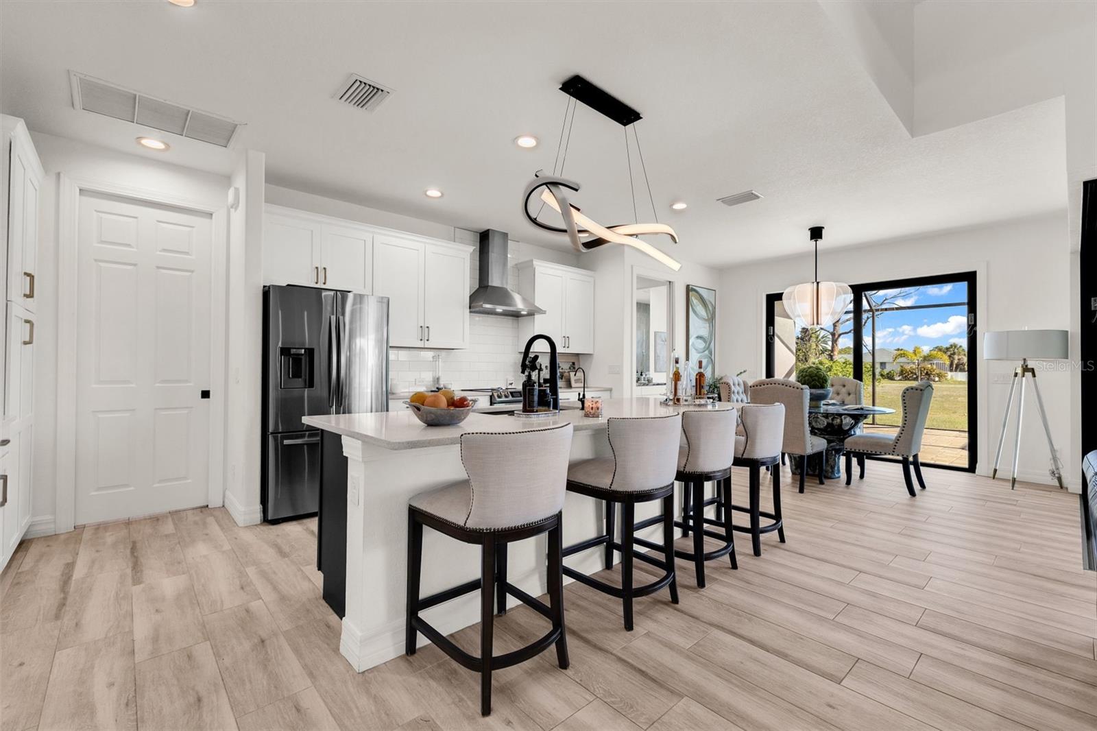 ROTONDA SANDS - Residential
