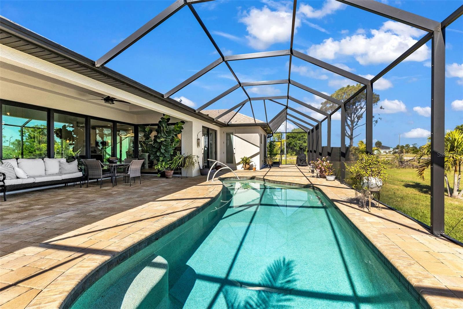 ROTONDA SANDS - Residential