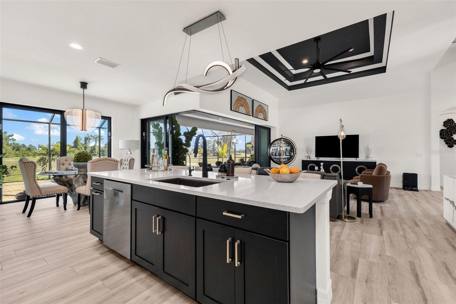 ROTONDA SANDS - Residential