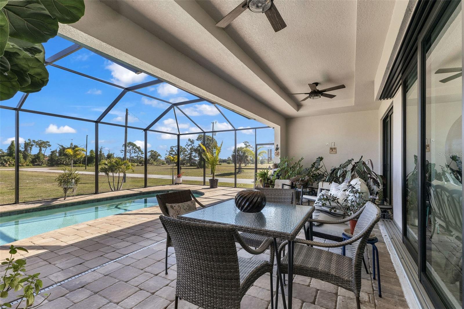 ROTONDA SANDS - Residential