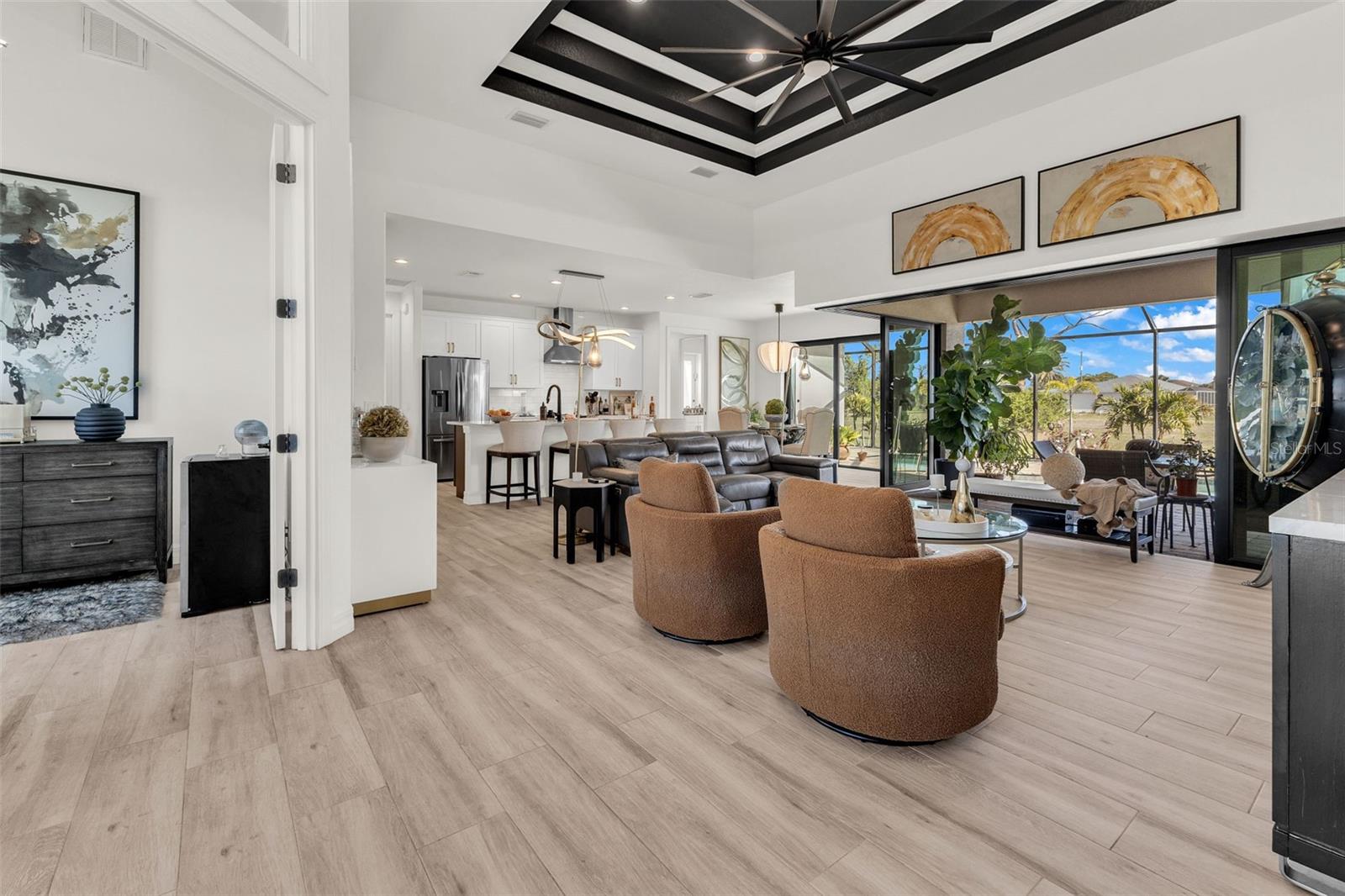 ROTONDA SANDS - Residential