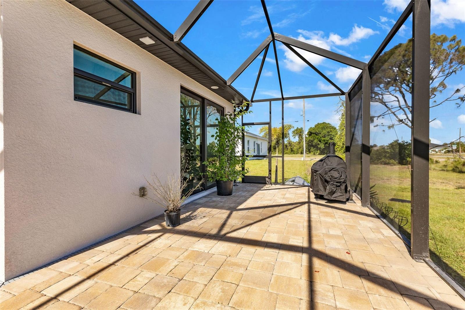 ROTONDA SANDS - Residential