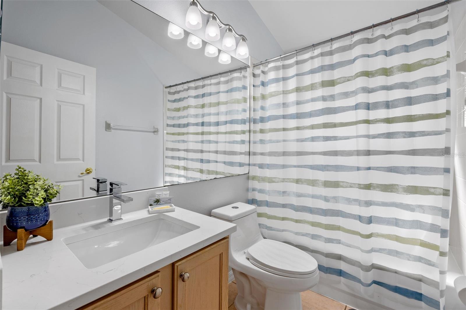 INDIAN CREEK PH 5 - Residential