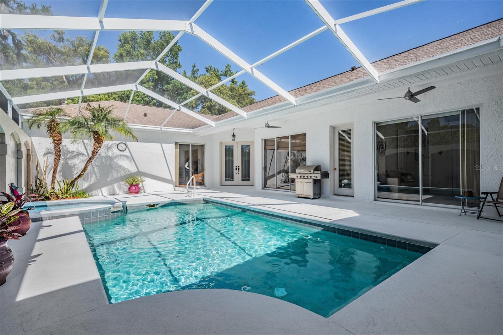 LAKE JOVITA GOLF AND COUNTRY CLUB - Residential