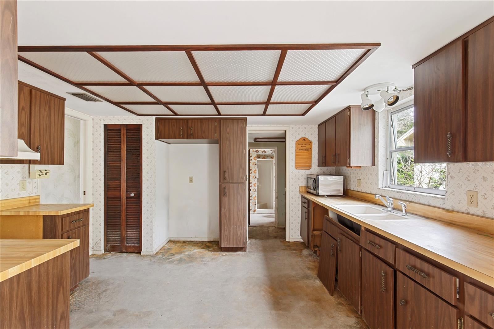 BELLEAIR BEACH - Residential