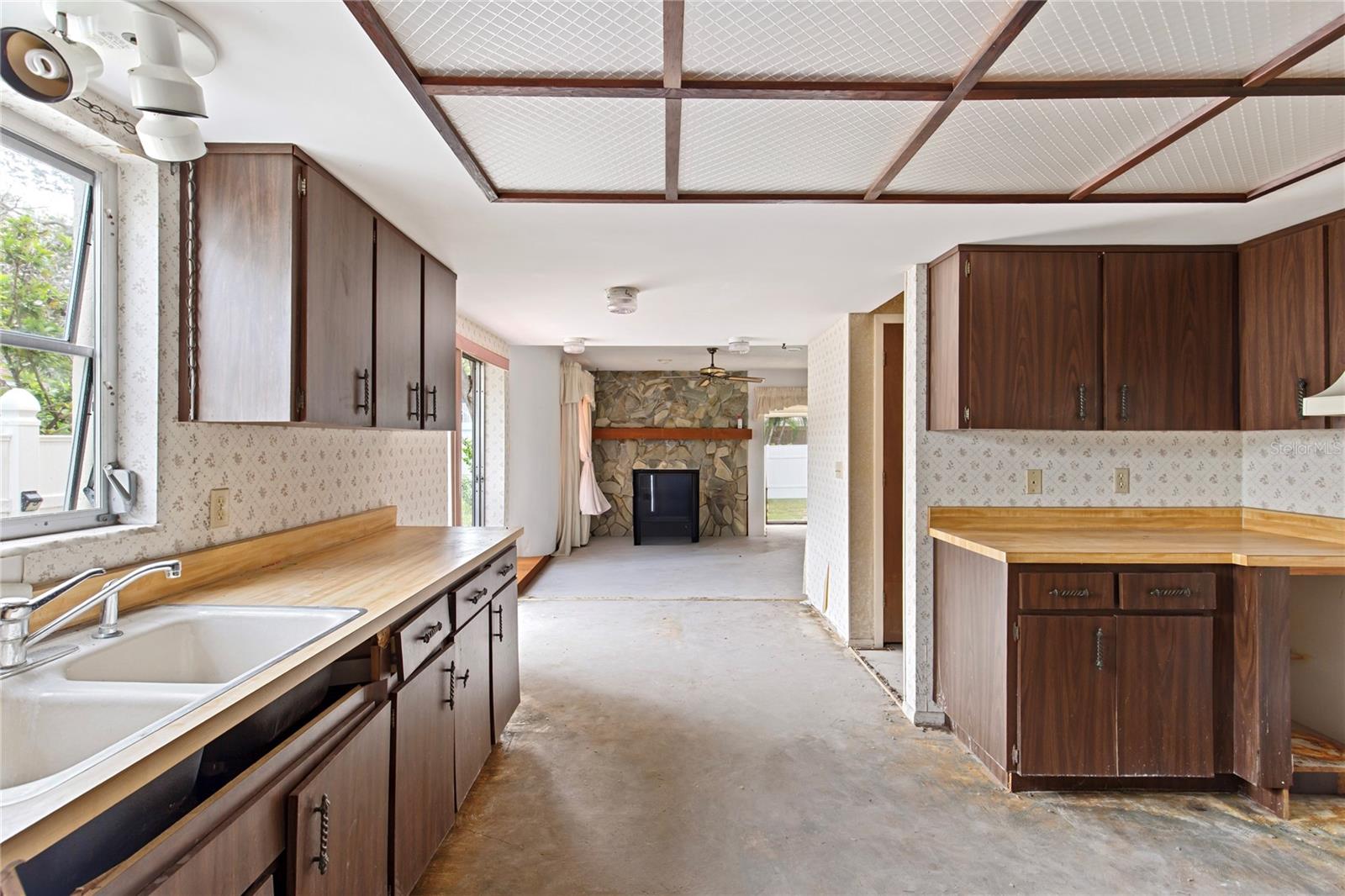 BELLEAIR BEACH - Residential