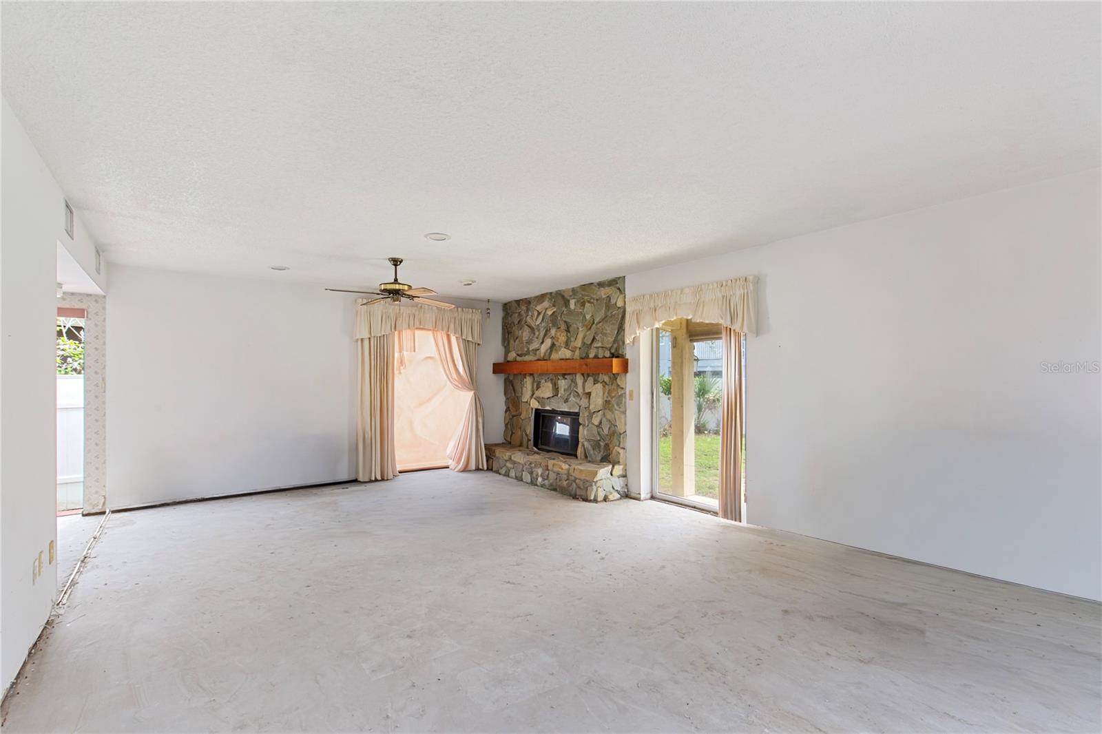 BELLEAIR BEACH - Residential