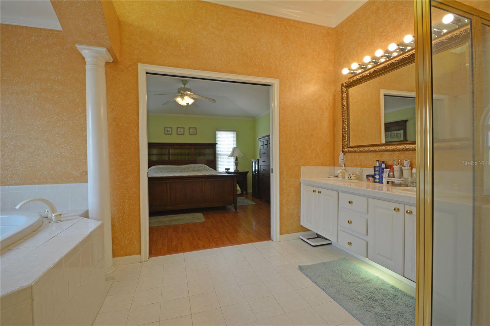 SUMMERWOOD - Residential