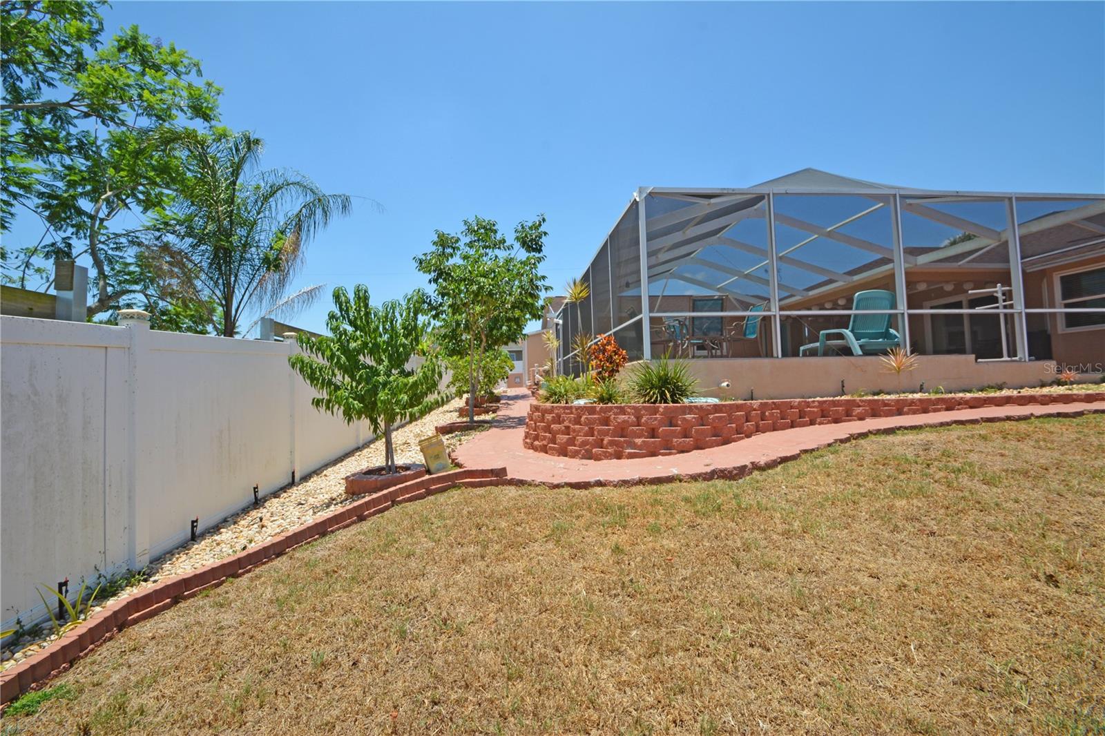 SUMMERWOOD - Residential