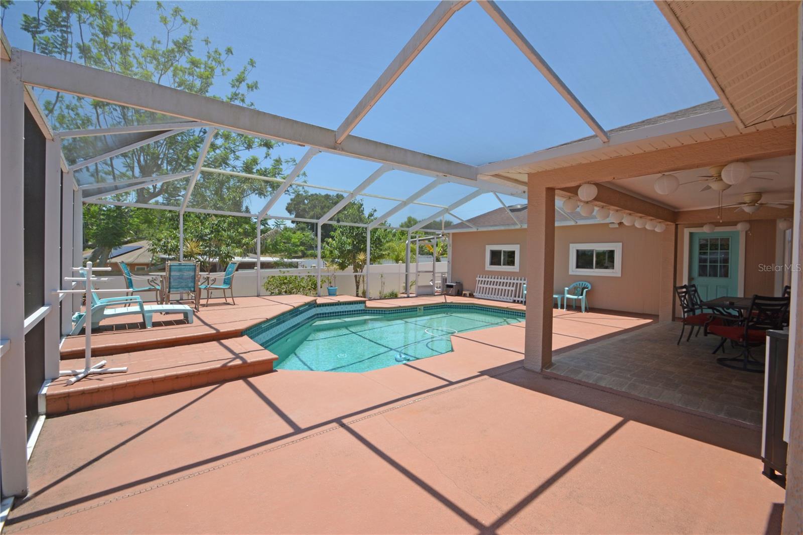 SUMMERWOOD - Residential