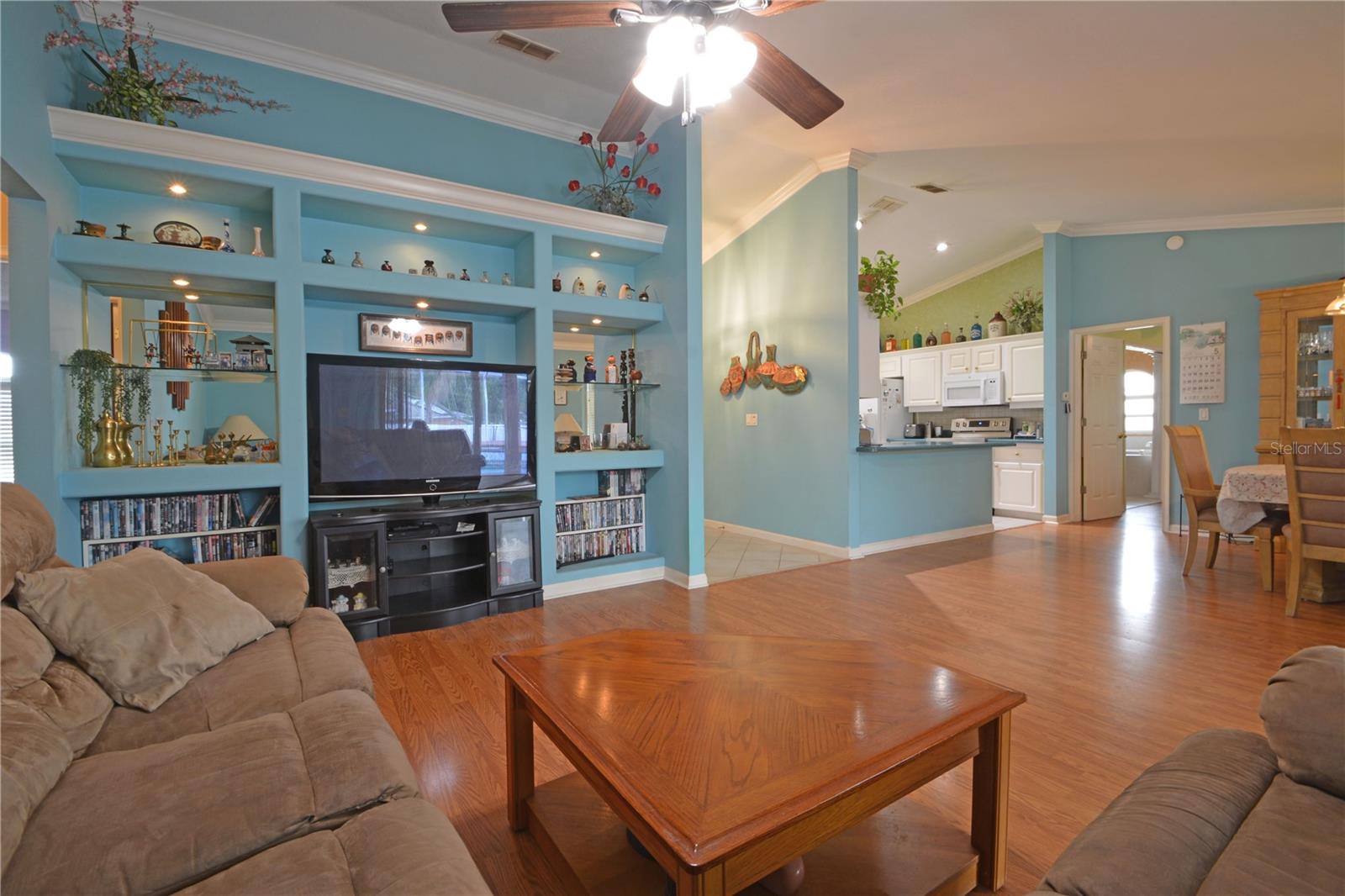 SUMMERWOOD - Residential