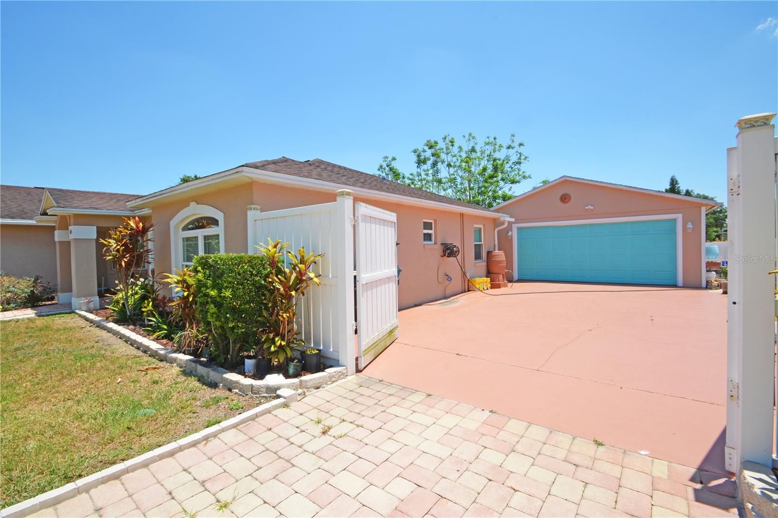 SUMMERWOOD - Residential