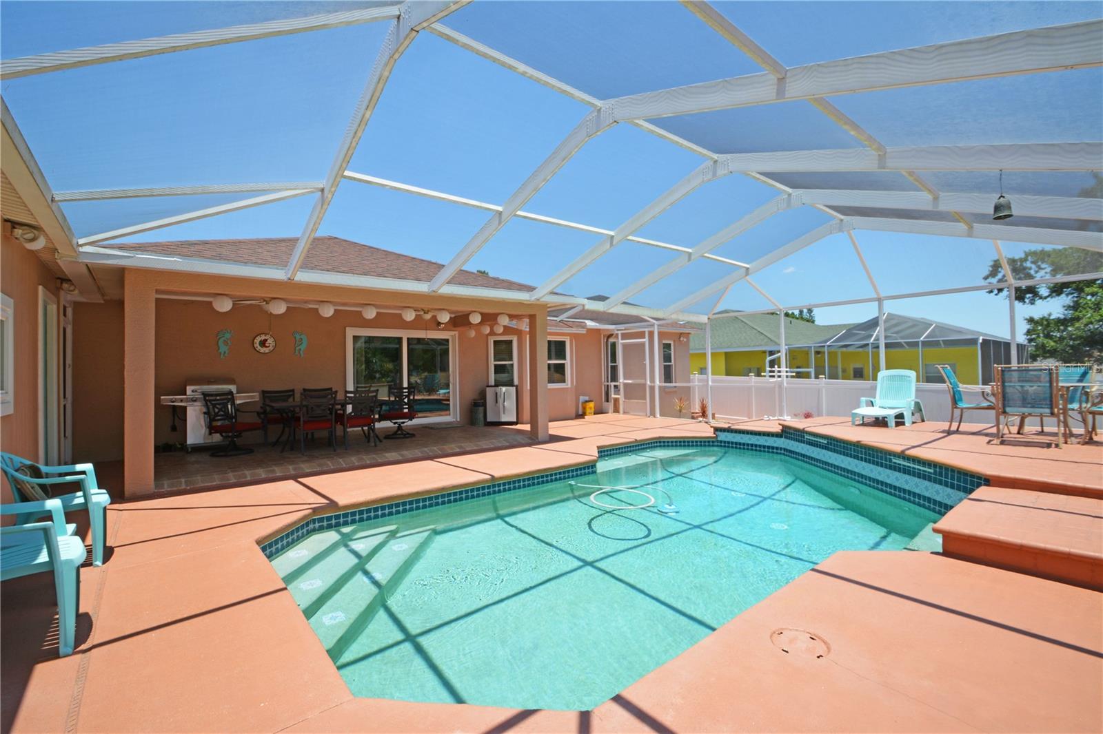 SUMMERWOOD - Residential