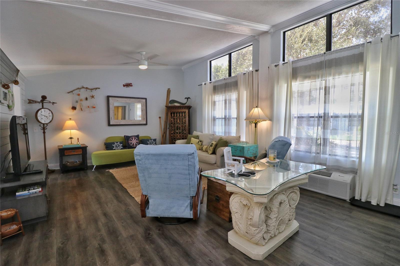 Riverwalk Condo - Residential