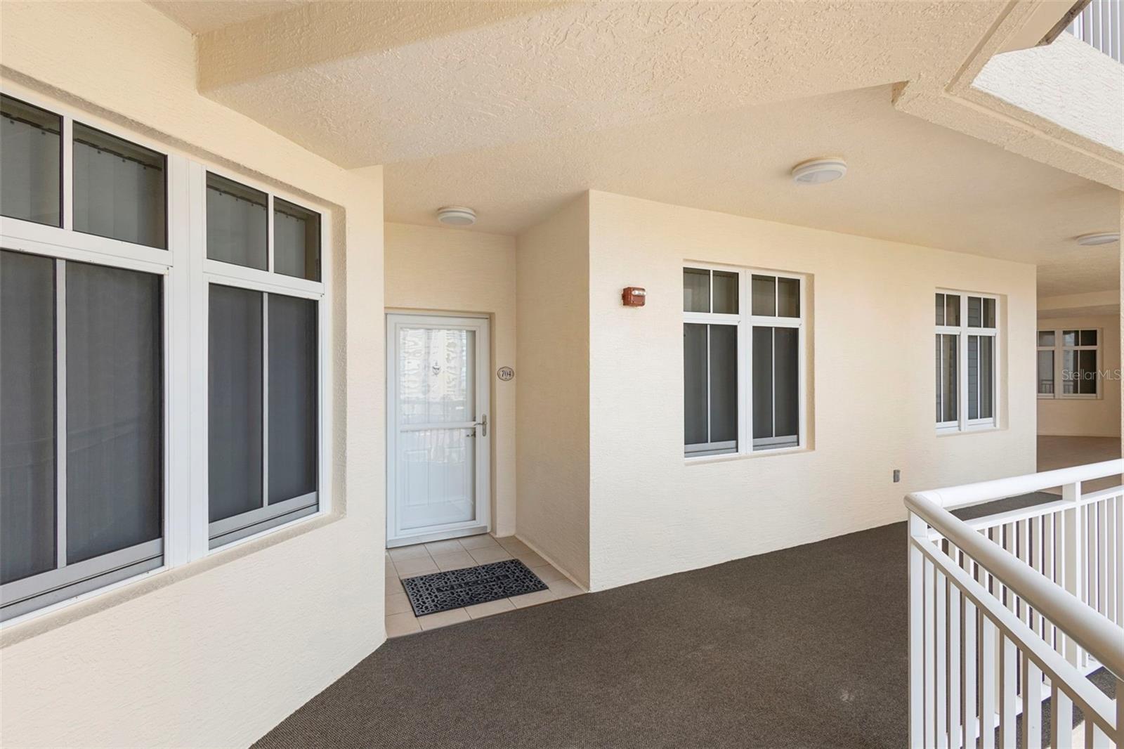 265 MINORCA BEACH WAY 704