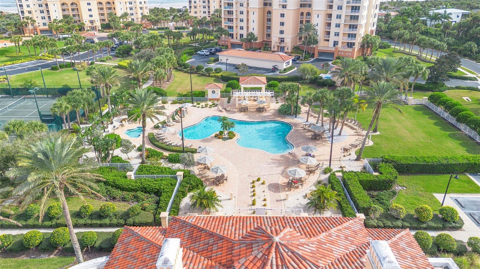 265 MINORCA BEACH WAY 704