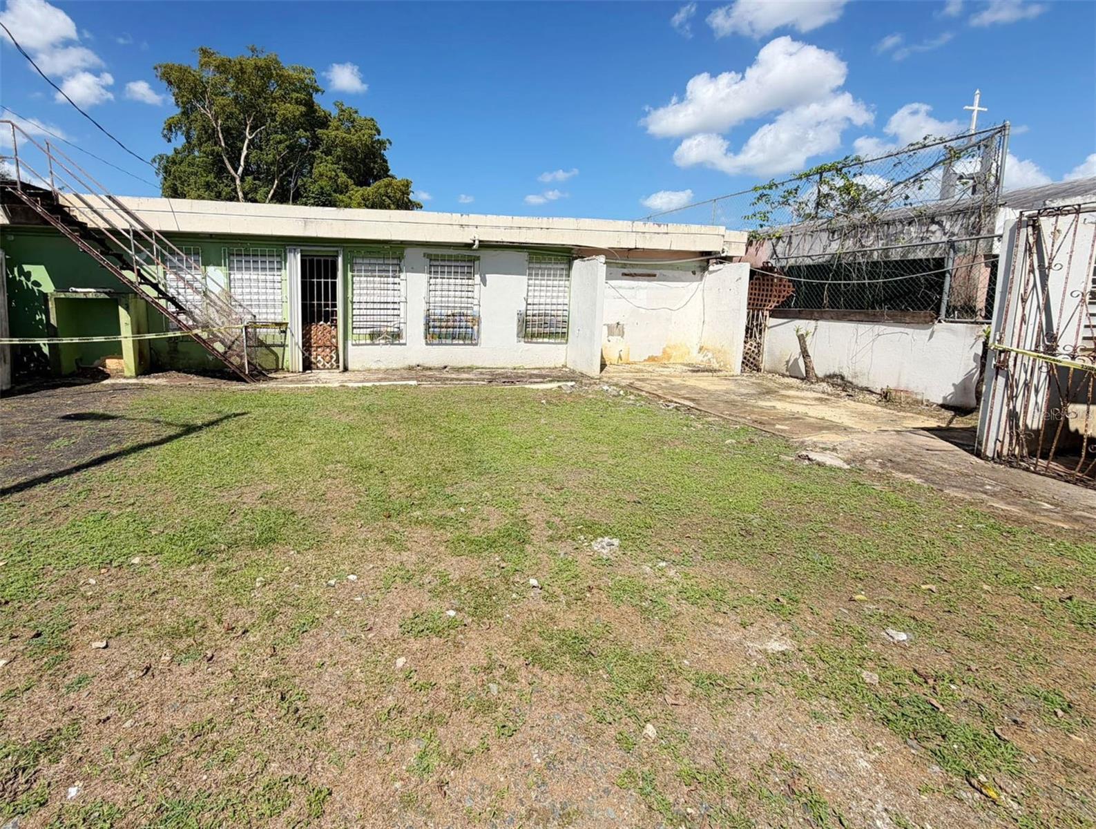 URB. REPARTO DIAZ - Residential