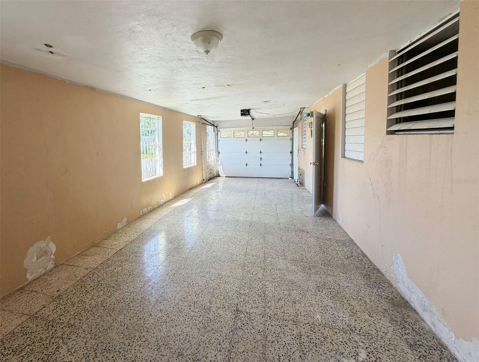 URB. REPARTO DIAZ - Residential