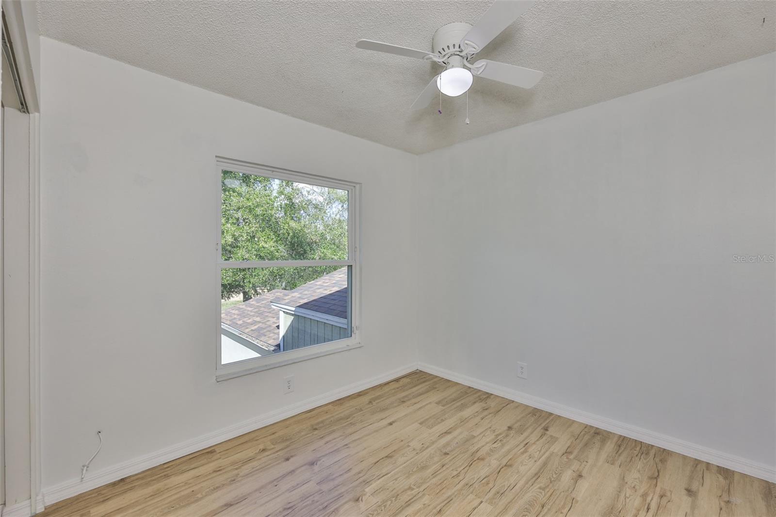 LAKE FOREST UNIT 01 - Residential Lease