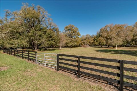 Tiny photo for 1631 NE 165th Street, Citra, FL 32113 (MLS # OM695018)