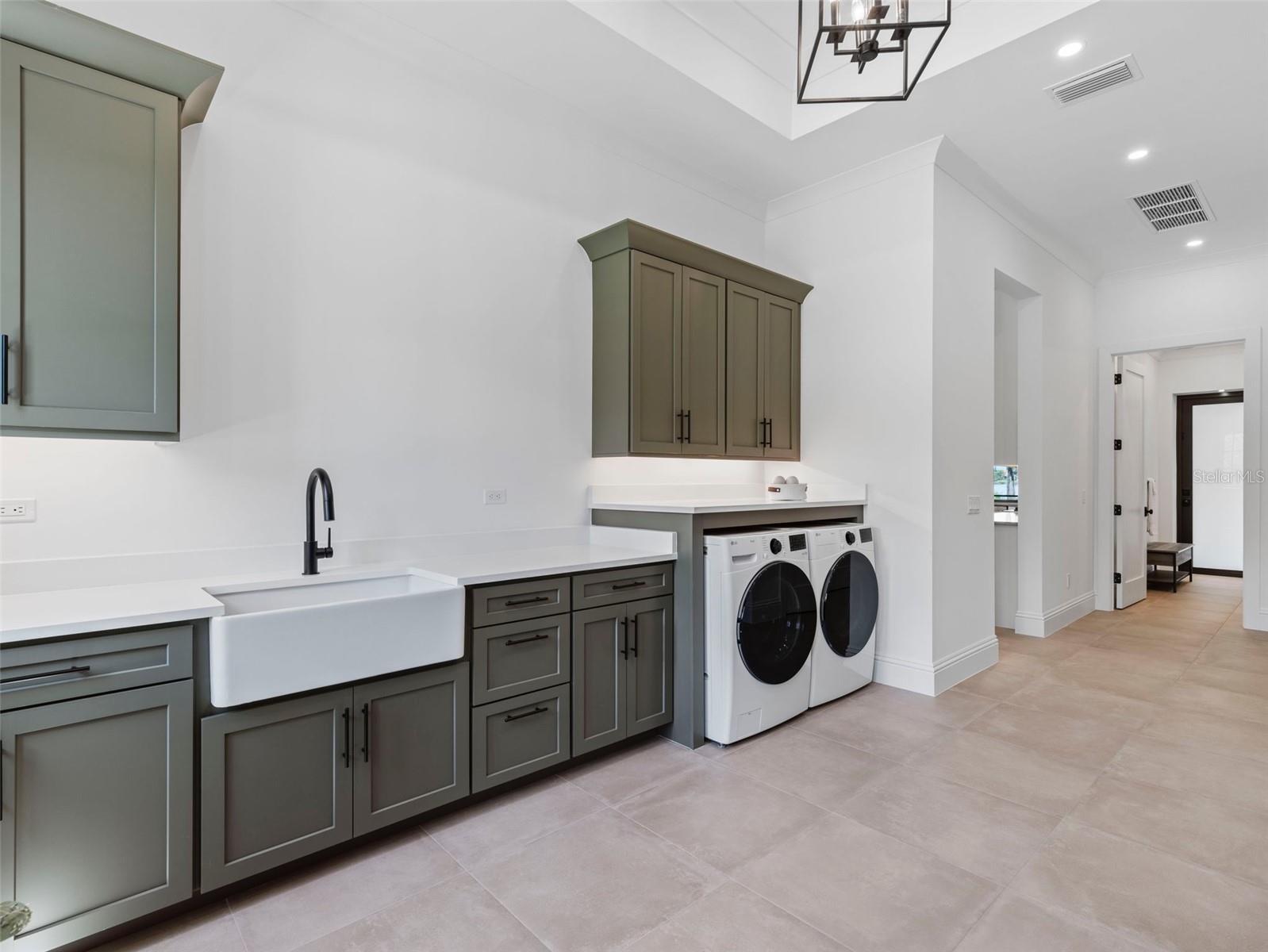 STEEPLECHASE - Residential