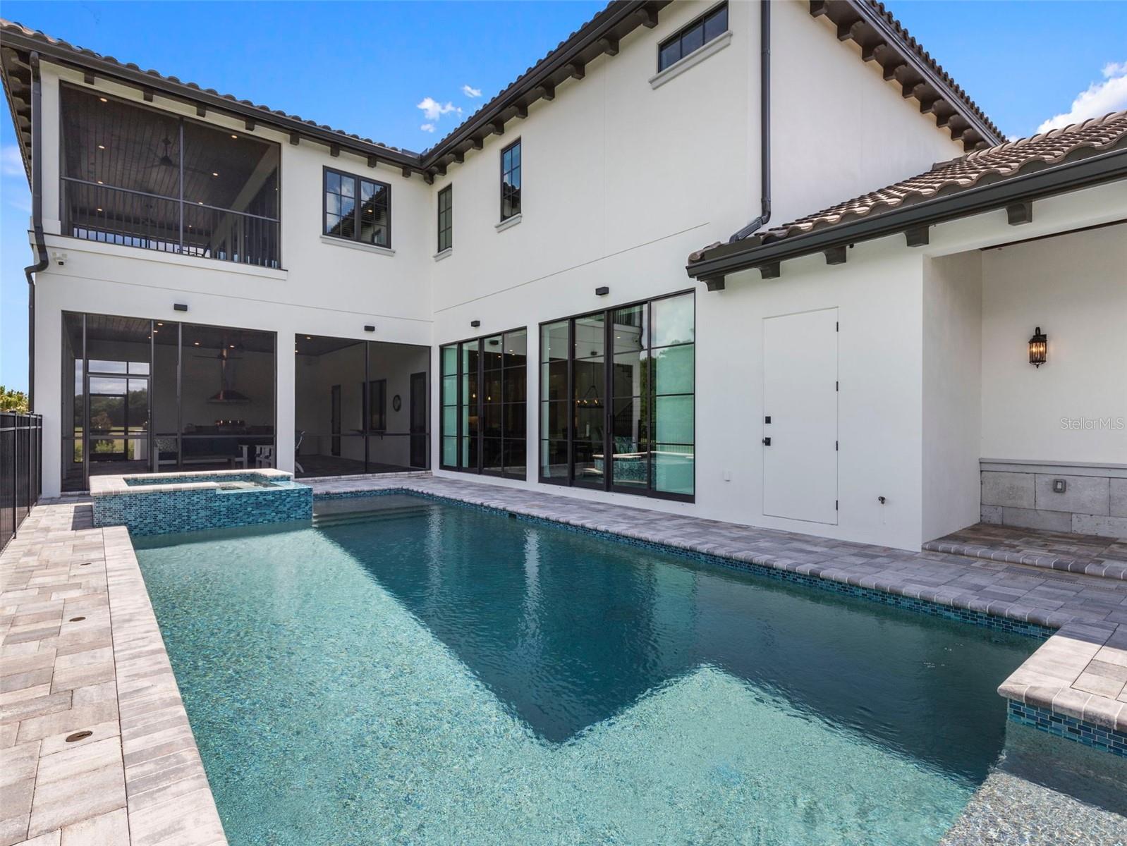 STEEPLECHASE - Residential