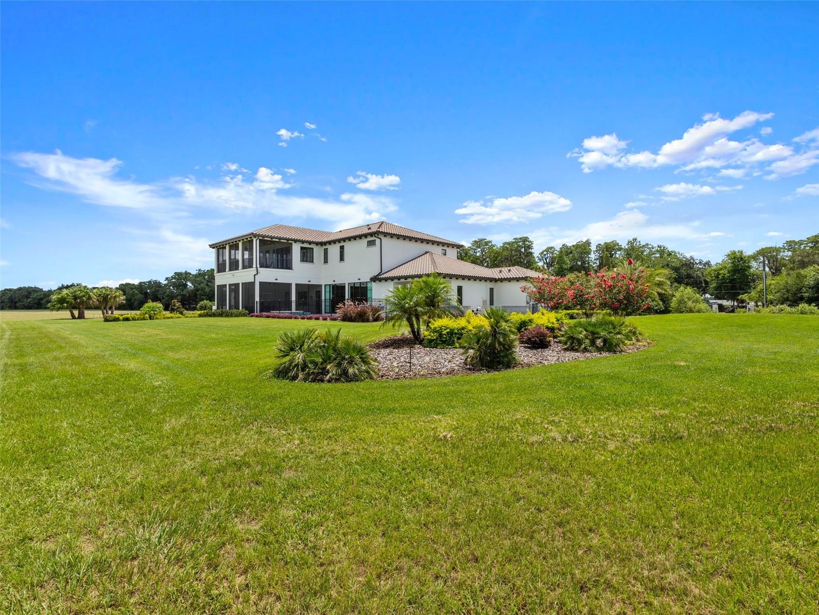 STEEPLECHASE - Residential