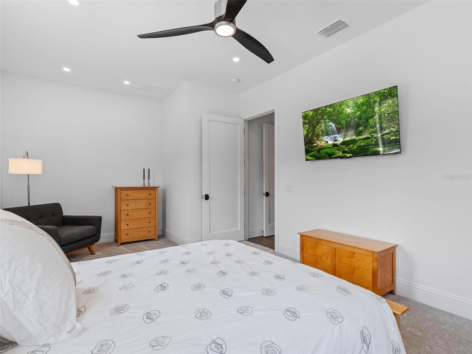 STEEPLECHASE - Residential