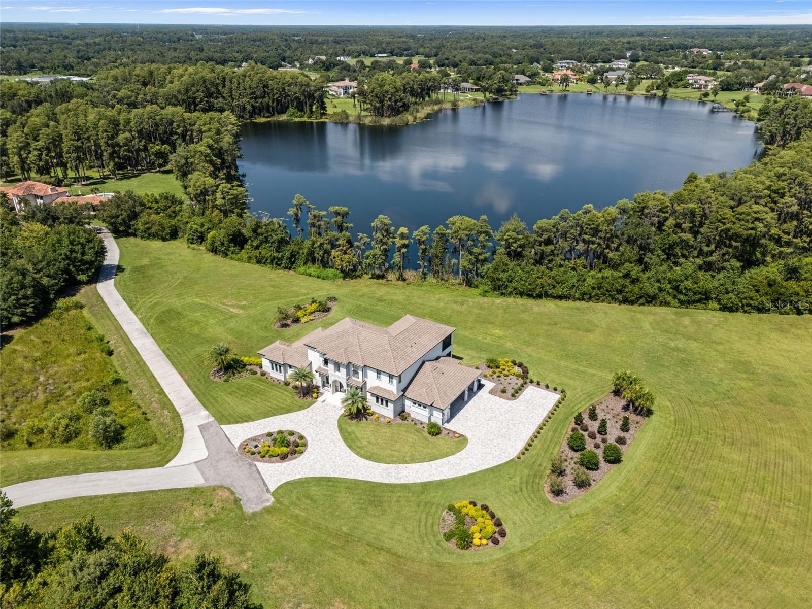 STEEPLECHASE - Residential