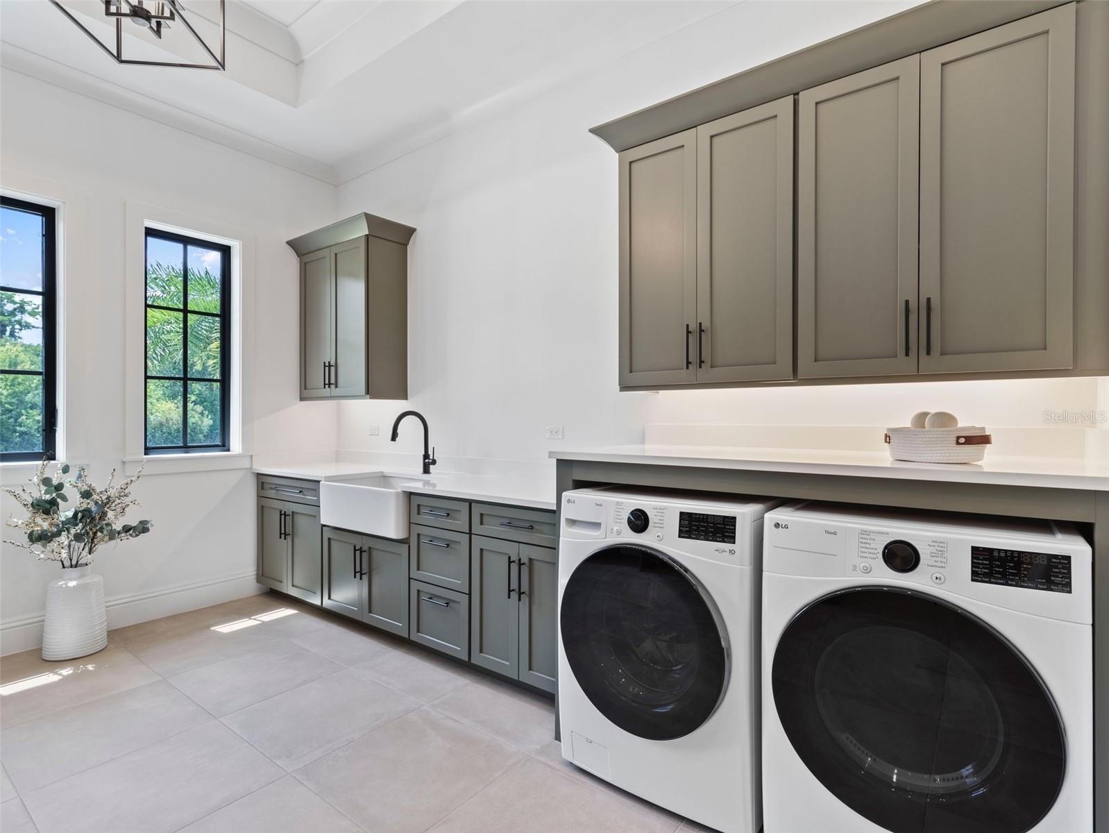 STEEPLECHASE - Residential