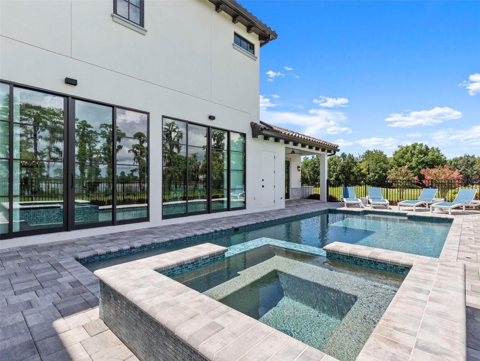 STEEPLECHASE - Residential