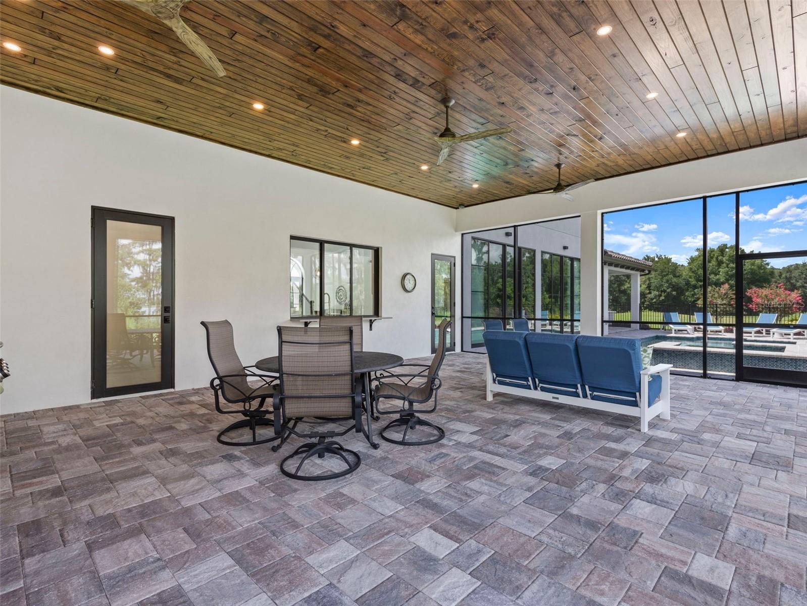 STEEPLECHASE - Residential