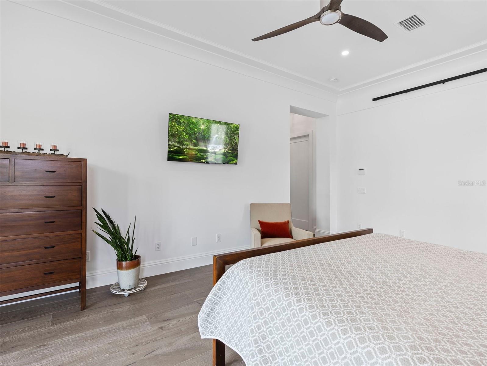 STEEPLECHASE - Residential