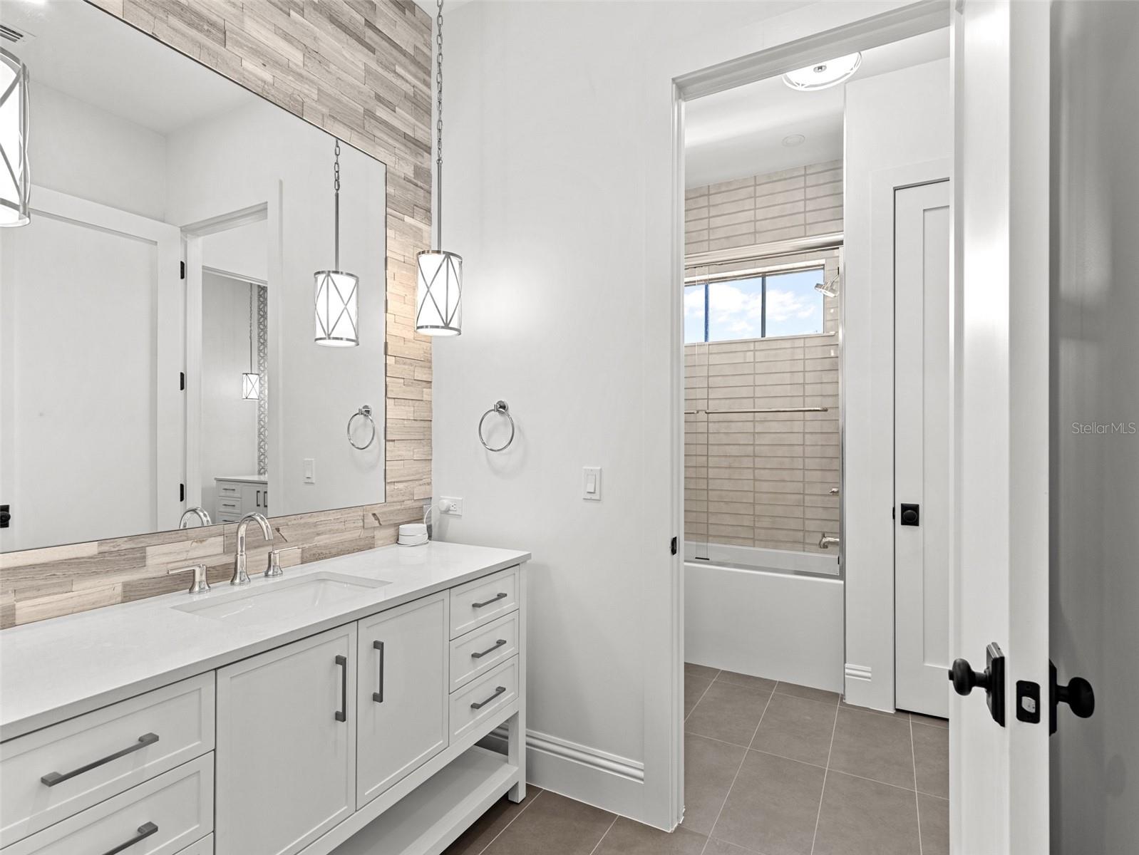 STEEPLECHASE - Residential