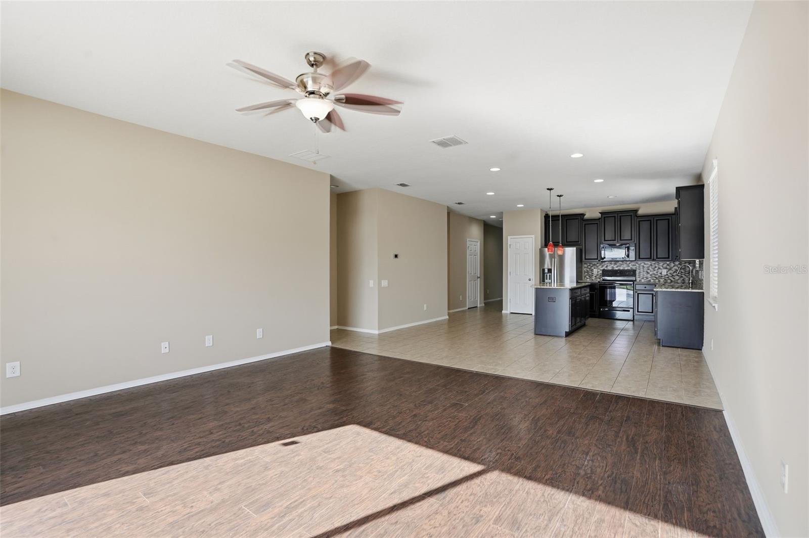 TRILLIUM - Residential