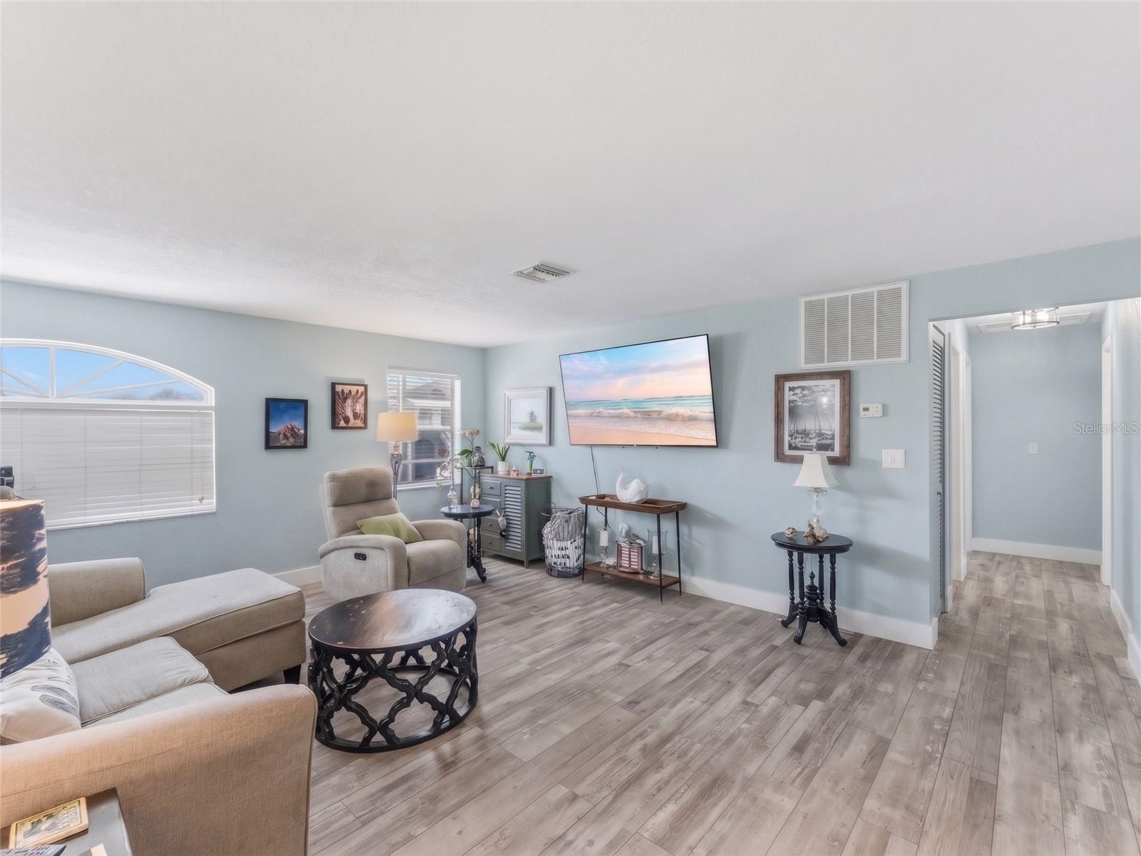 HERNANDO BEACH - Residential