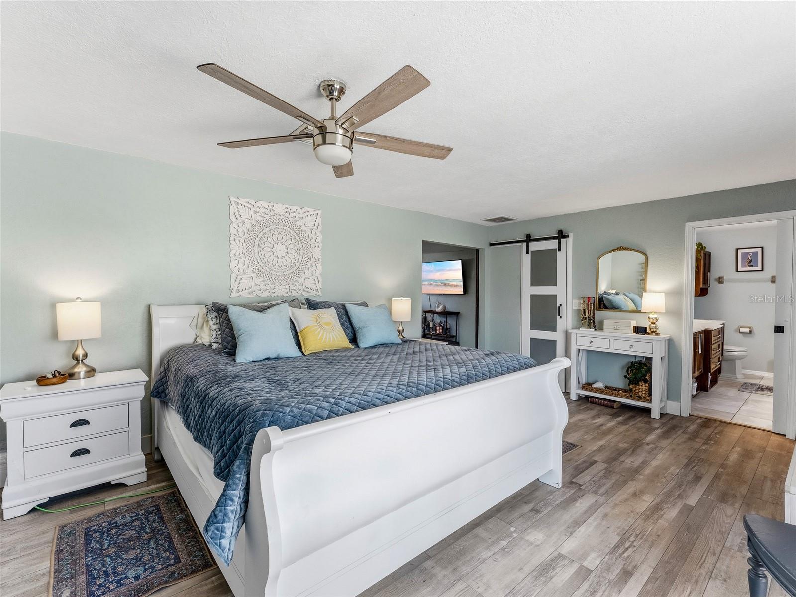 HERNANDO BEACH - Residential