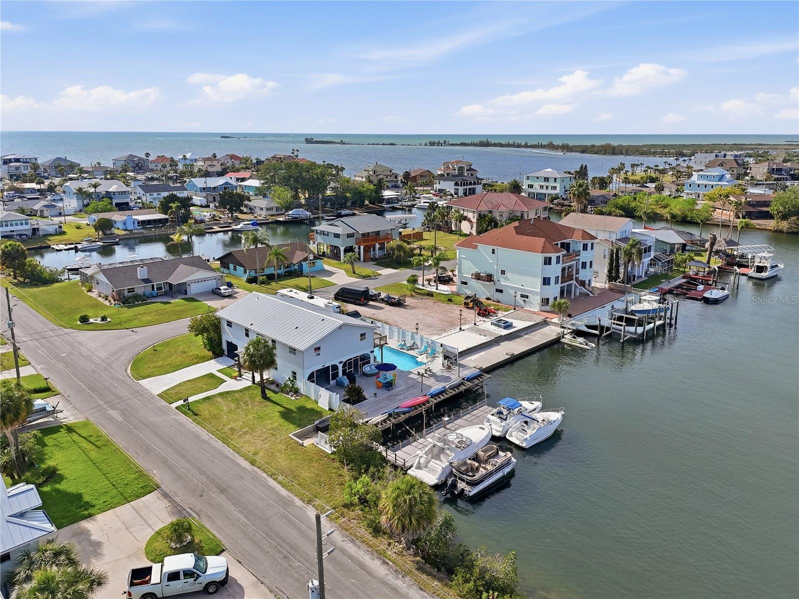 HERNANDO BEACH - Residential