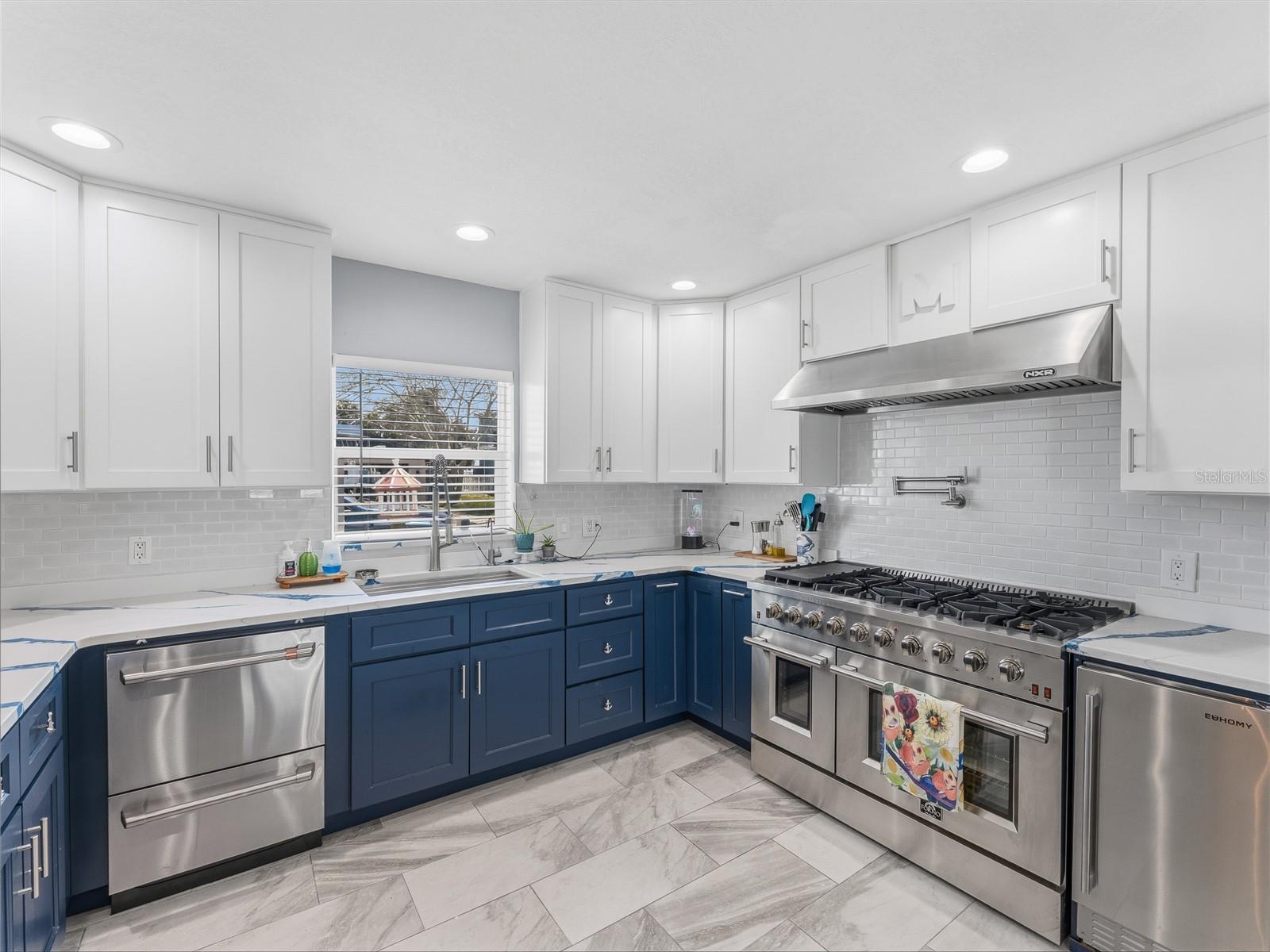 HERNANDO BEACH - Residential