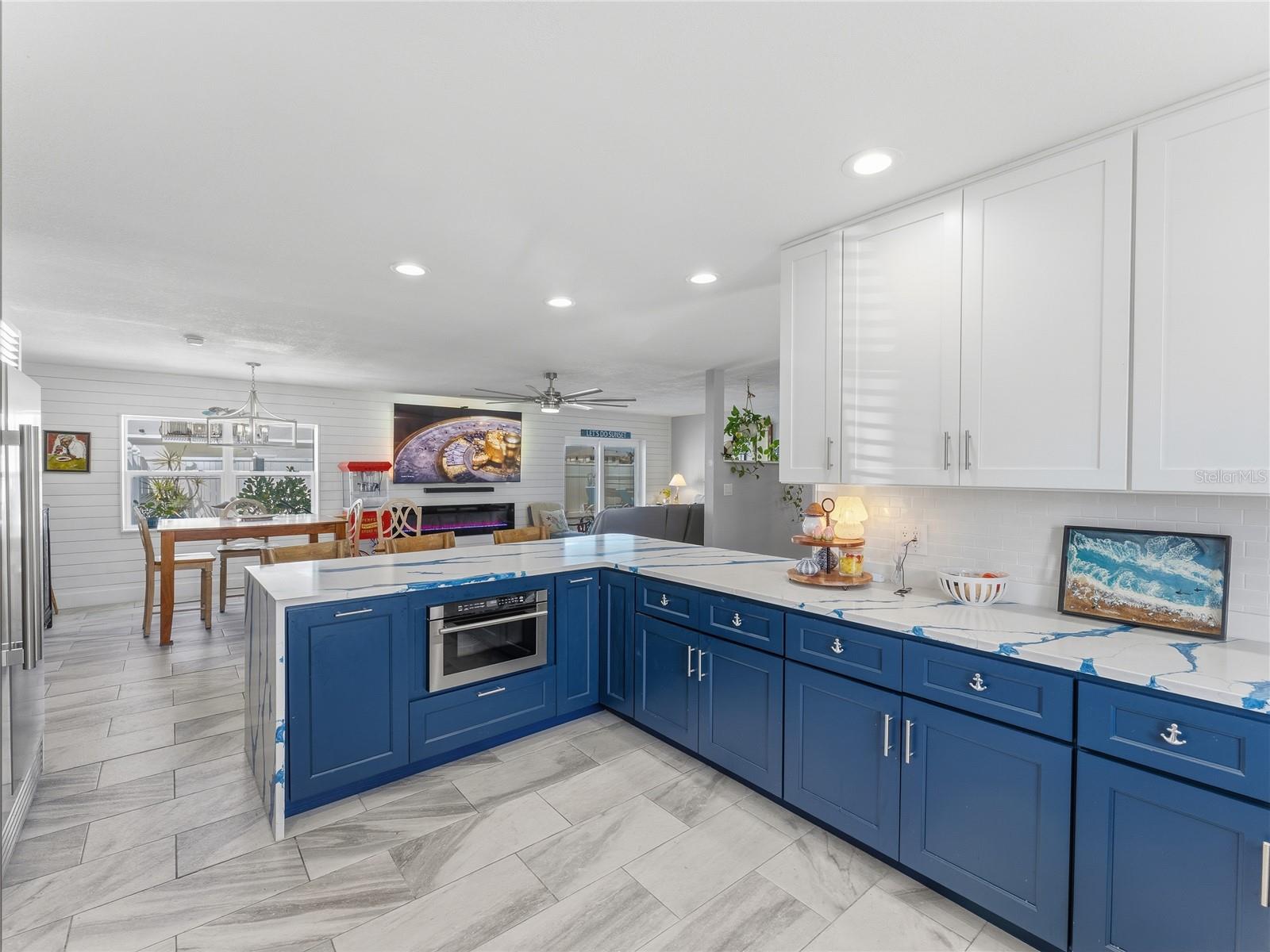 HERNANDO BEACH - Residential