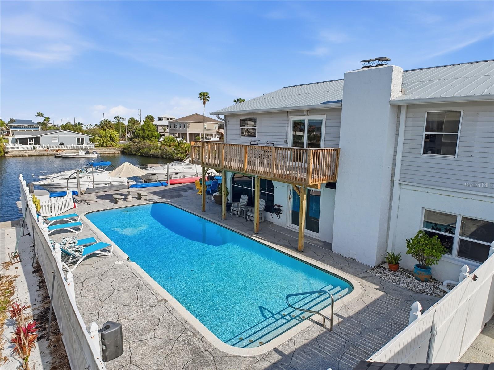 HERNANDO BEACH - Residential
