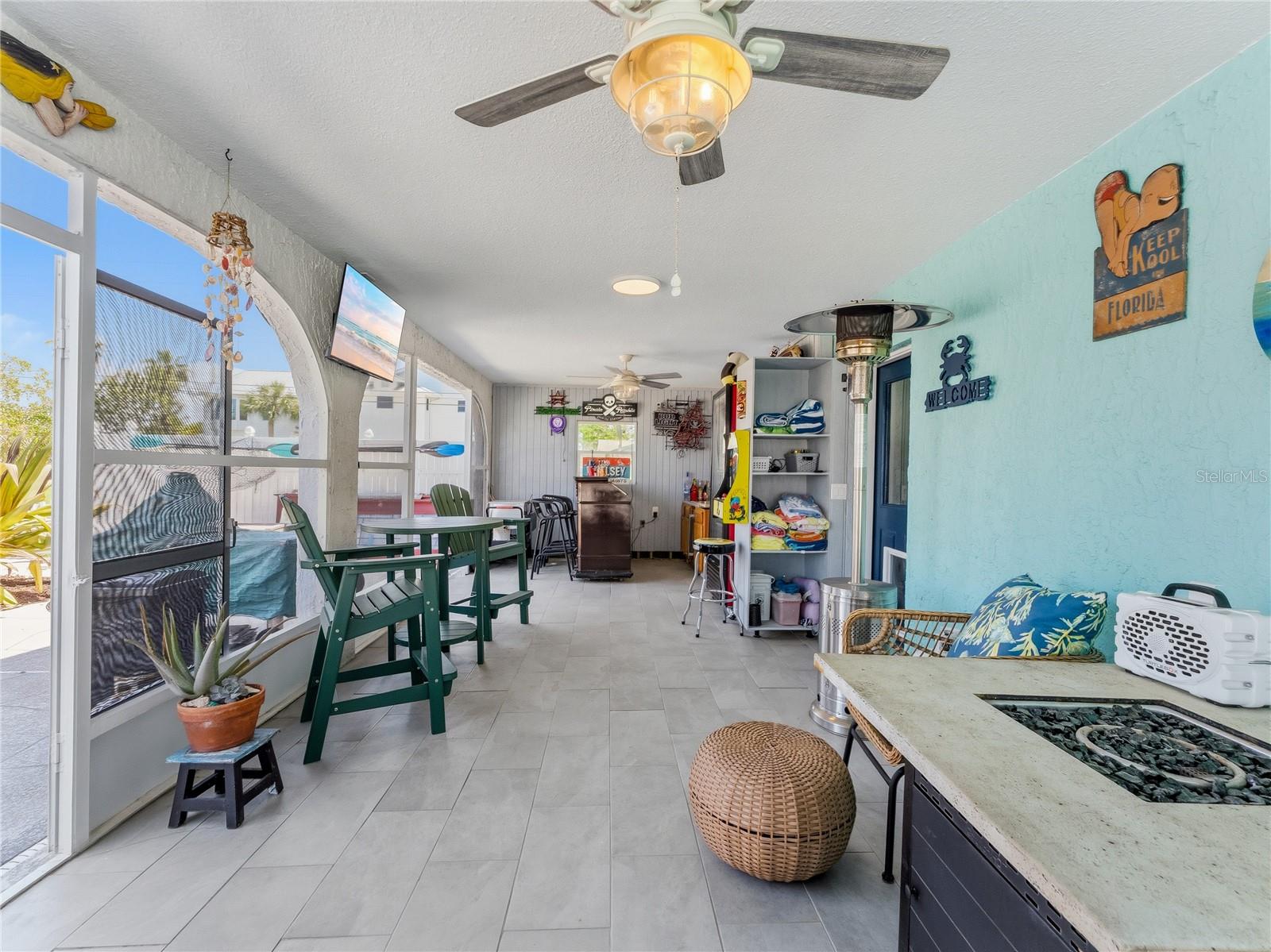 HERNANDO BEACH - Residential