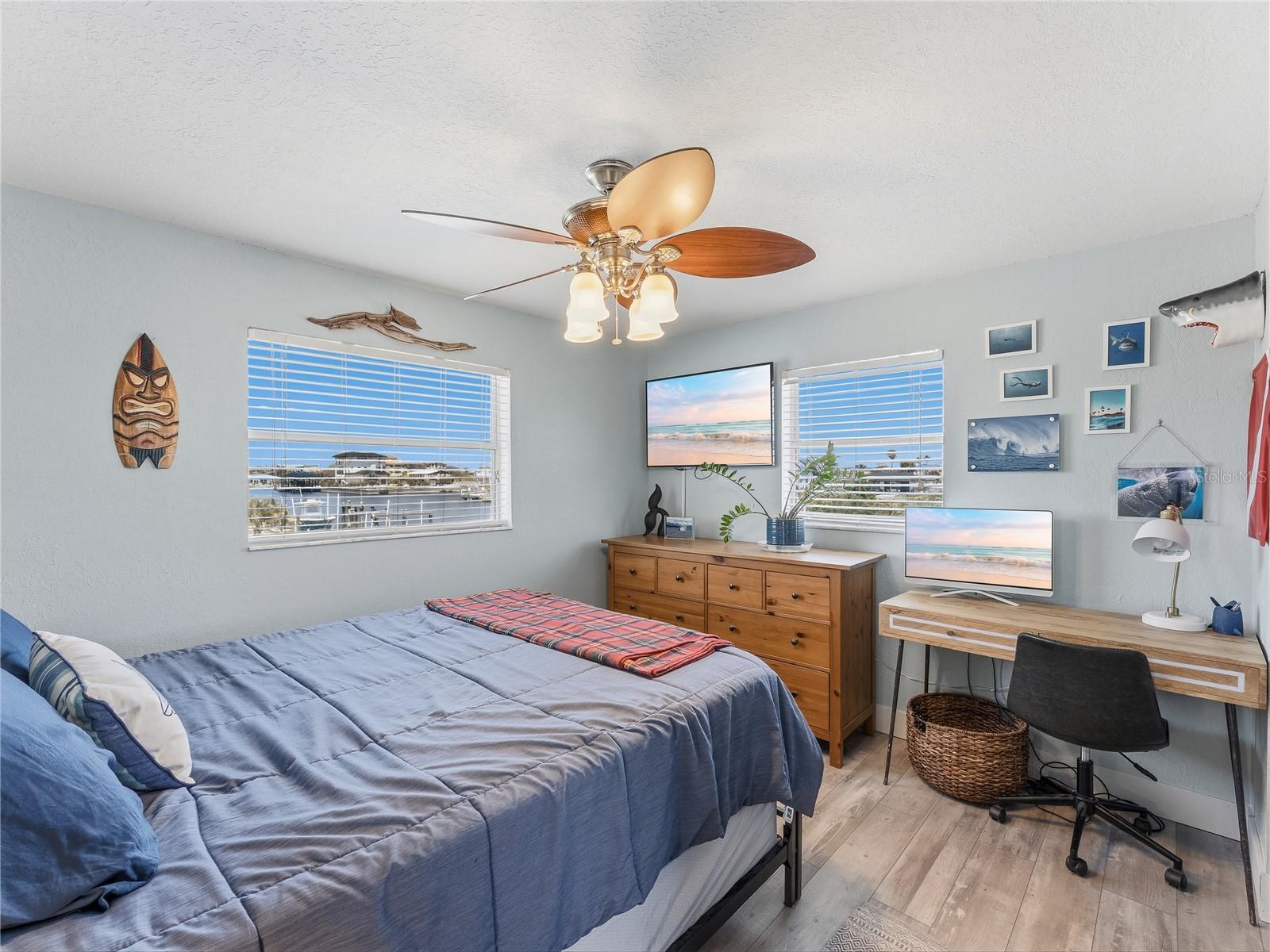 HERNANDO BEACH - Residential