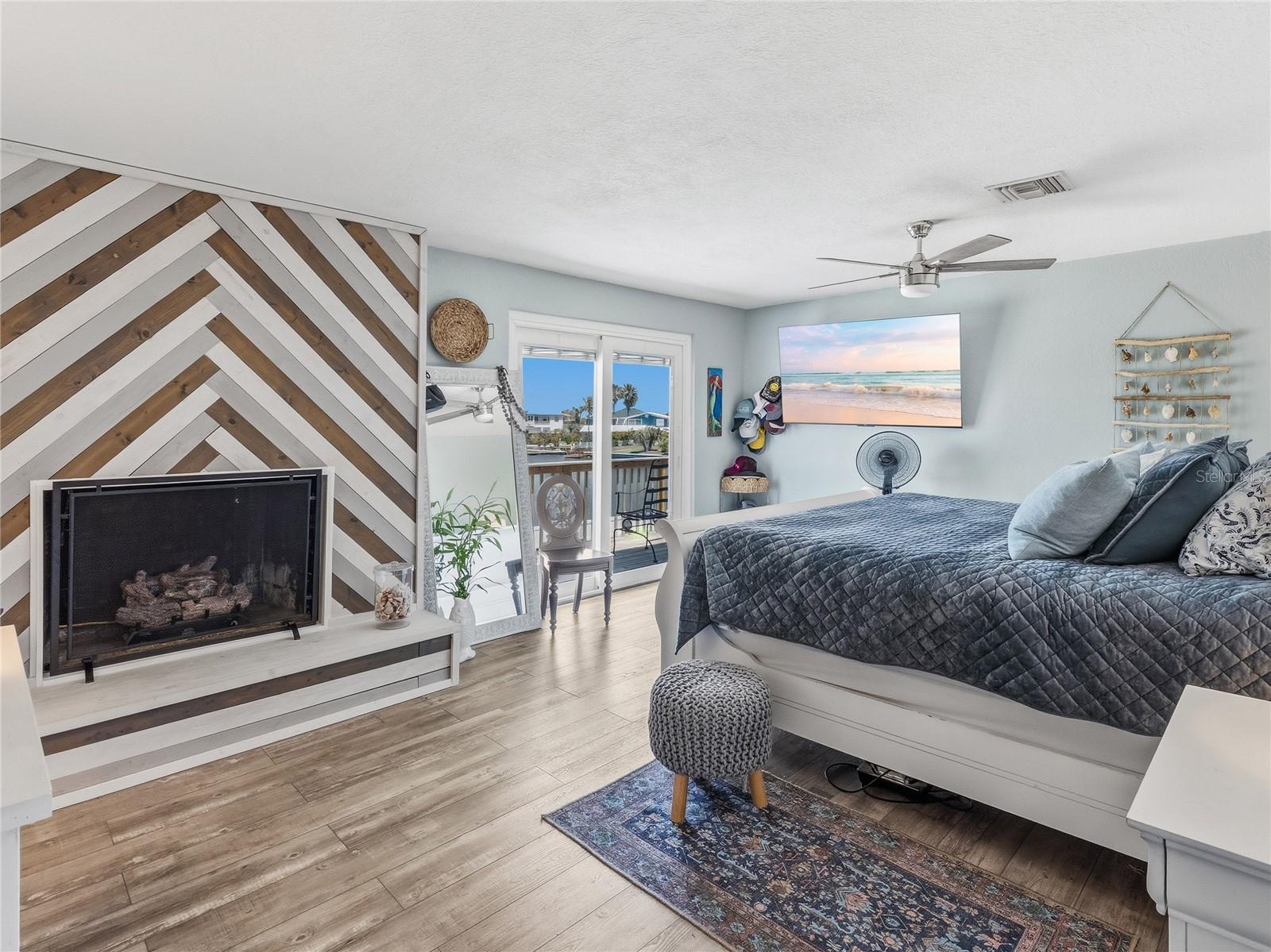 HERNANDO BEACH - Residential