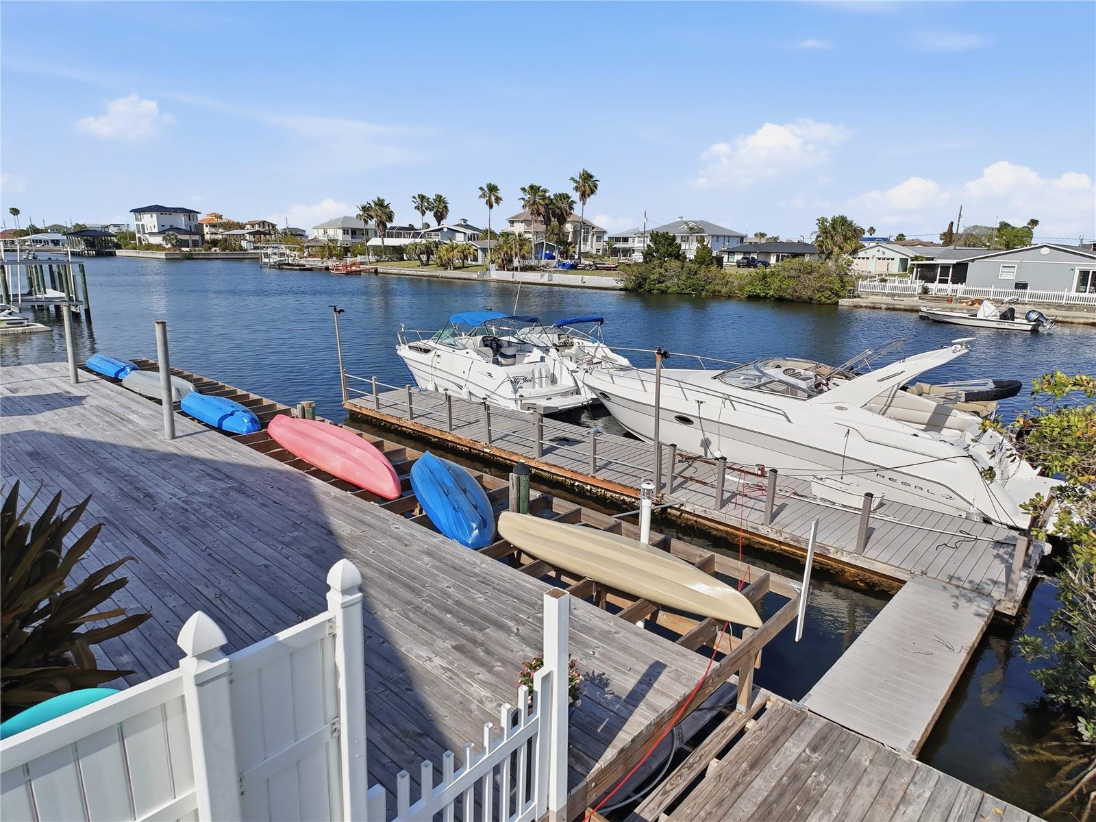 HERNANDO BEACH - Residential